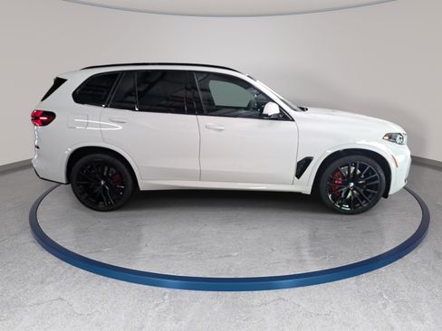 New 2026 BMW X5 sDrive40i w/ M Sport Package RWD image 4
