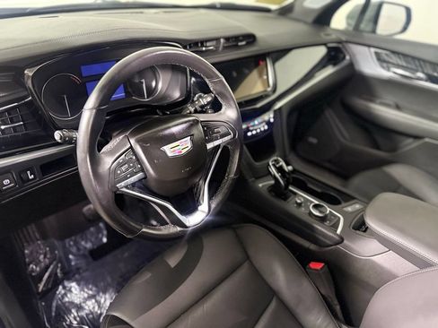 Used 2024 Cadillac XT6 Premium Luxury AWD/4WD image 18