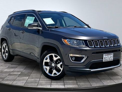 Used 2019 Jeep Compass Limited FWD image 36
