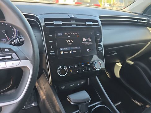 Used 2023 Hyundai Tucson SEL FWD image 20