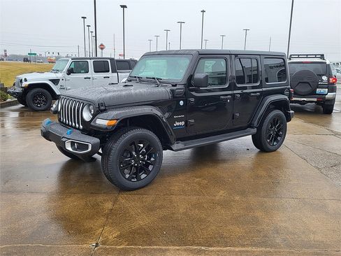 Used 2023 Jeep Wrangler Sahara image 1
