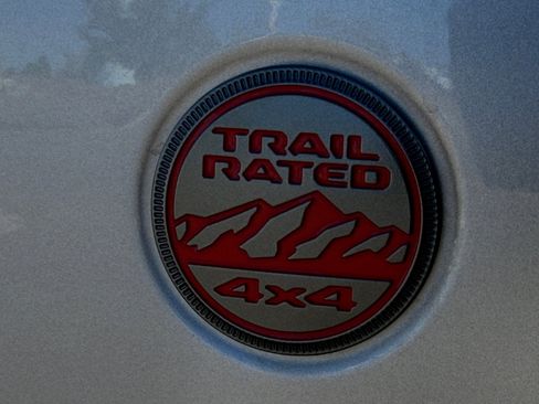 Used 2021 Jeep Wrangler Unlimited Rubicon w/ Cold Weather Group AWD/4WD image 28