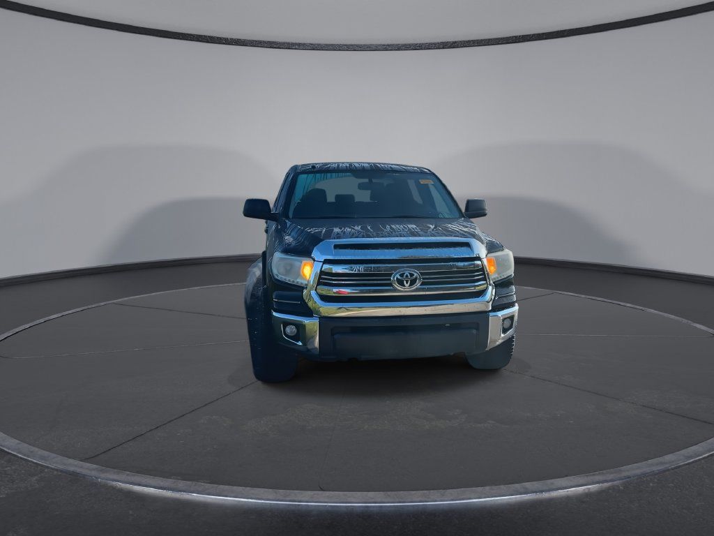 Used 2016 Toyota Tundra SR5 w/ SR5 Upgrade Package RWD image 3