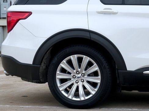 Used 2020 Ford Explorer Limited w/ Class III Trailer Tow Package RWD image 29