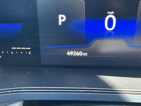Used 2022 Volkswagen Taos SE FWD image 33