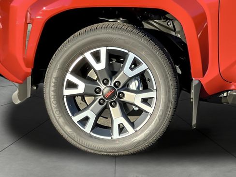 New 2025 Toyota 4Runner SR5 image 23