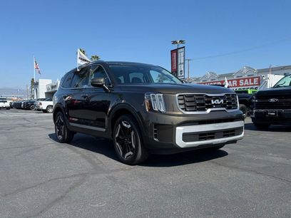 Used 2025 Kia Telluride S