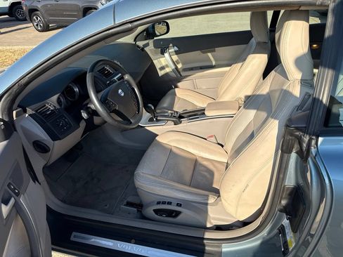 Used 2011 Volvo C70 T5 w/ Convenience Pkg FWD image 15