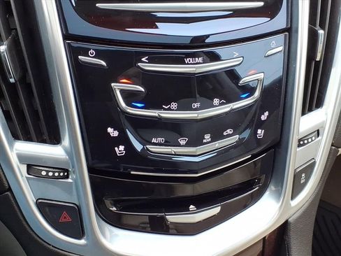 Used 2013 Cadillac SRX Premium image 25