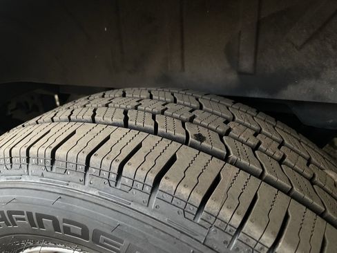 Used 2016 Ford Transit 350 XL image 11