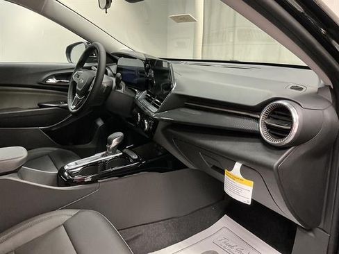 New 2026 Chevrolet Trax ACTIV w/ Driver Confidence Package FWD image 31