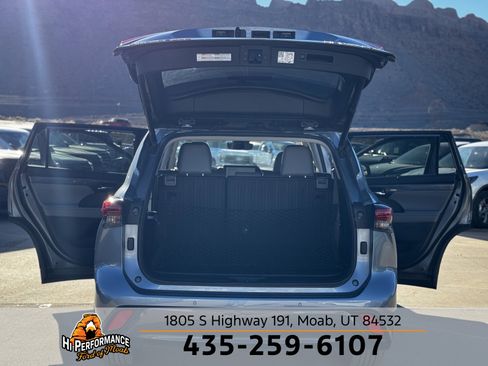 Used 2023 Toyota Highlander Limited image 38