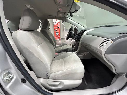 Used 2009 Toyota Corolla LE w/ Preferred Accessory Pkg FWD image 37