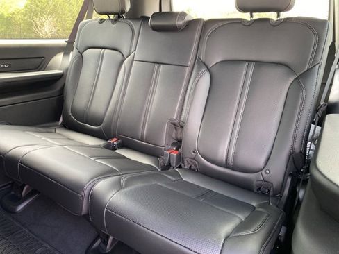 New 2025 Jeep Wagoneer L Base w/ Premium Group I image 21