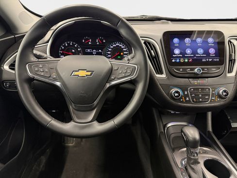 Used 2024 Chevrolet Malibu LT w/ Midnight Edition FWD image 12