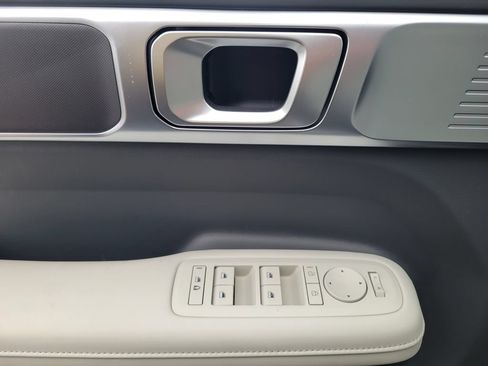 Certified 2026 Hyundai Santa Fe SEL AWD/4WD image 36