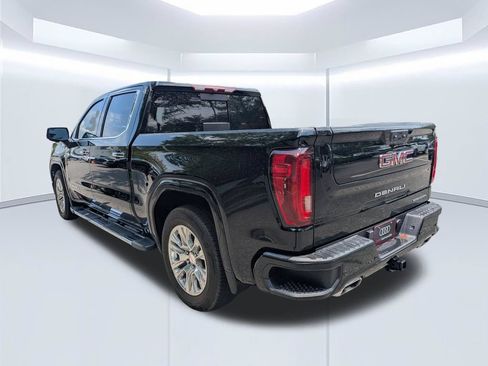 Used 2022 GMC Sierra 1500 Denali RWD image 5