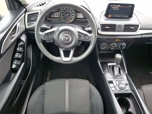 Used 2017 MAZDA MAZDA3 Sport w/ Preferred Equipment Package image 21