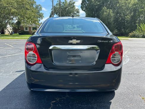 Used 2015 Chevrolet Sonic LT FWD image 6