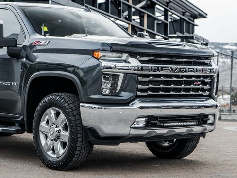Used 2020 Chevrolet Silverado 2500 LTZ w/ LTZ Premium Package image 7