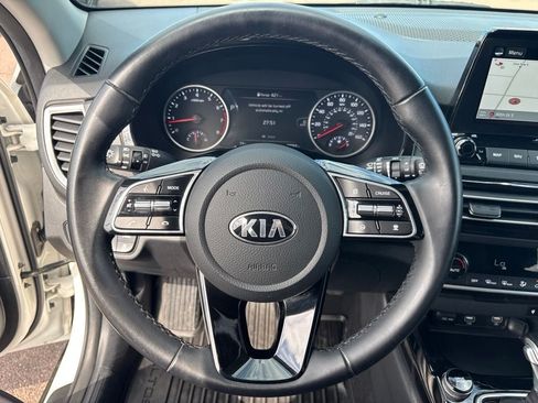 Used 2021 Kia Seltos SX AWD/4WD image 16