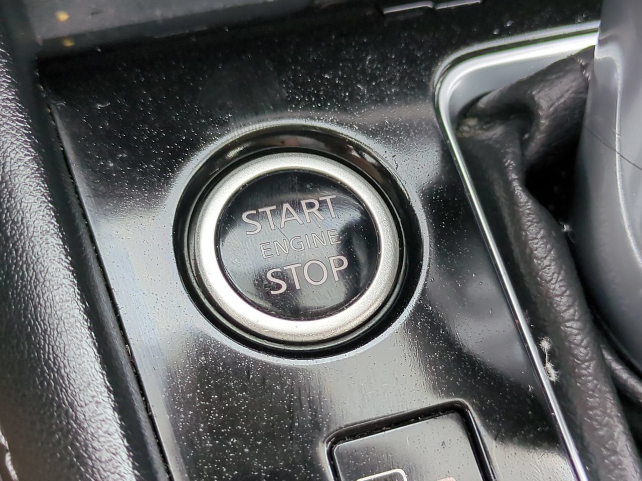 Used 2023 Nissan Kicks SR FWD image 26