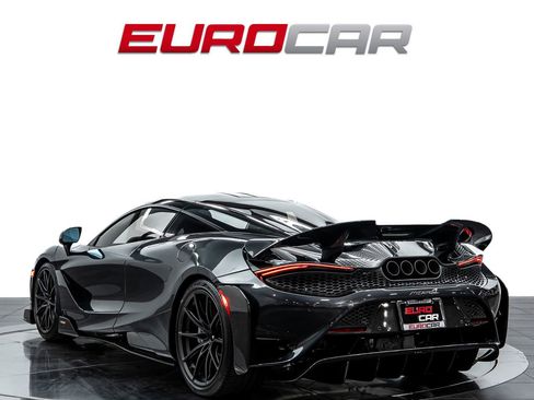 Used 2021 McLaren 765LT RWD image 3