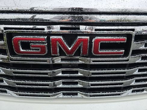 Certified 2025 GMC Sierra 1500 Denali image 38