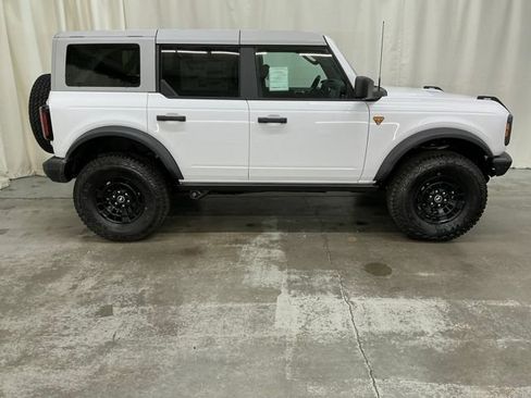 New 2026 Ford Bronco Badlands AWD/4WD image 2