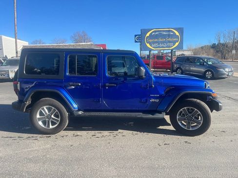 Used 2020 Jeep Wrangler Unlimited Sahara w/ LED Lighting Group image 7