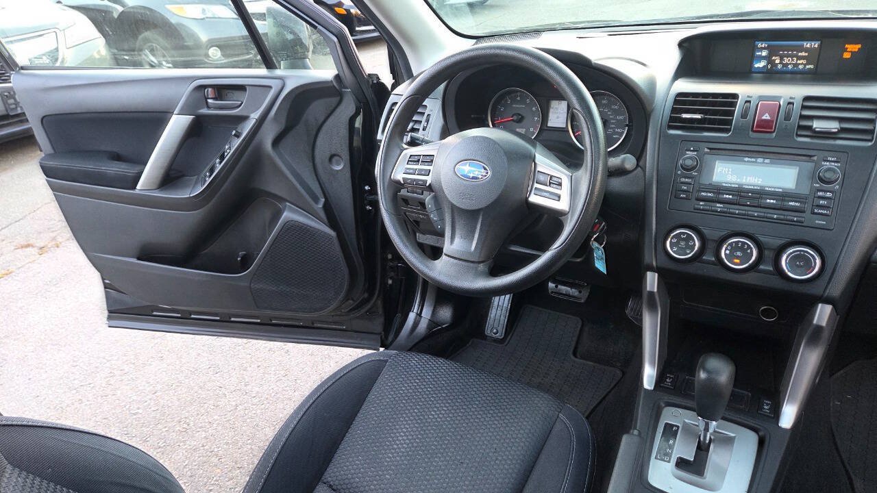 Used 2014 Subaru Forester 2.5i Premium w/ All-Weather Package AWD/4WD image 34
