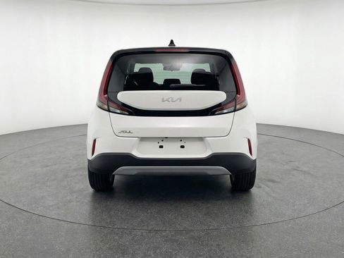 Used 2025 Kia Soul LX w/ LX Technology Package FWD image 7