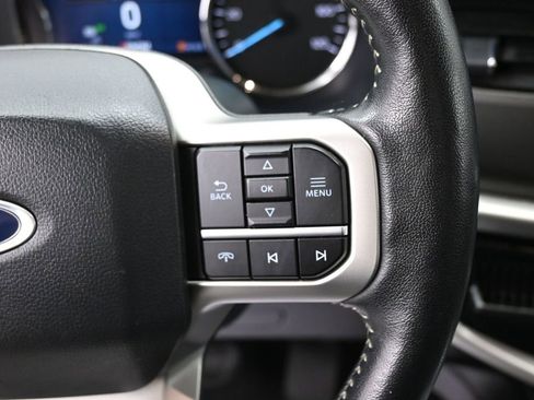 Used 2024 Ford Expedition XLT AWD/4WD image 20