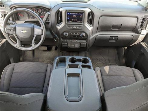 New 2025 Chevrolet Silverado 1500 Custom image 13