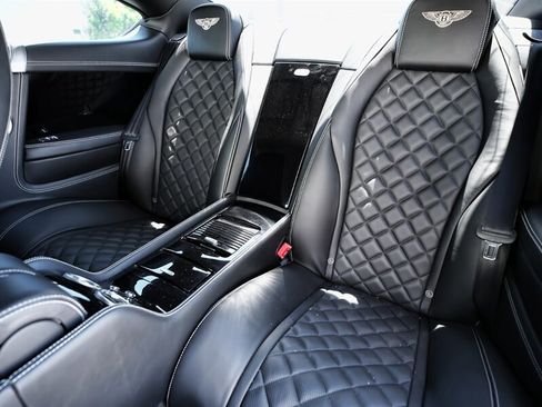 Used 2016 Bentley Continental GT image 16