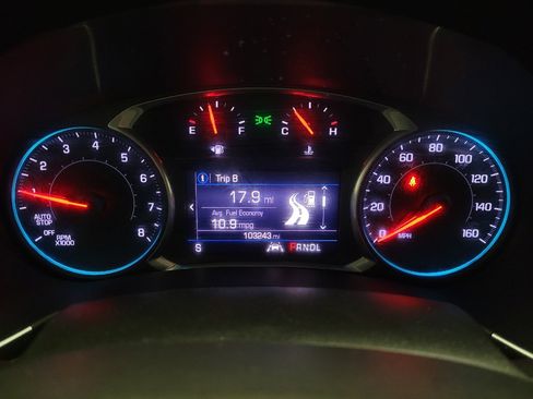 Used 2020 Chevrolet Equinox LT w/ LPO, Floor Liner Package FWD image 23