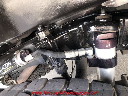 Used 2019 Toyota Tacoma TRD Off-Road image 31