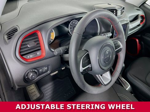 Used 2023 Jeep Renegade Latitude image 7