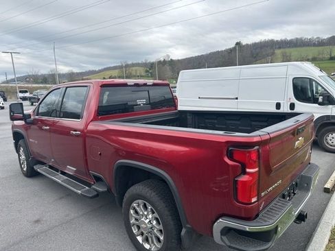 Used 2025 Chevrolet Silverado 2500 LTZ w/ LTZ Plus Package image 15