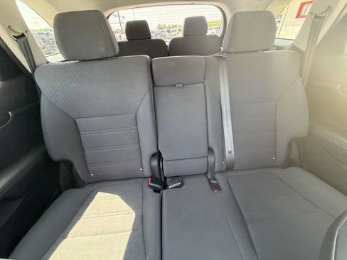 Used 2017 Kia Sorento FWD w/ LX Convenience Package image 25