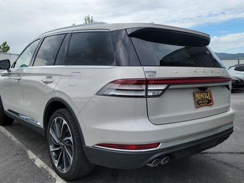 Used 2020 Lincoln Aviator Reserve w/ Equipment Group 202A AWD/4WD image 9