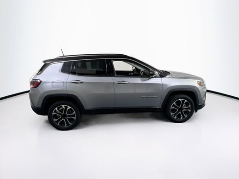 Used 2022 Jeep Compass Limited AWD/4WD image 4