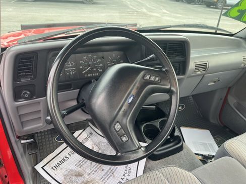 Used 1993 Ford Ranger XL image 10