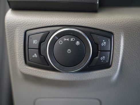 Used 2017 Ford F150 XLT RWD image 24