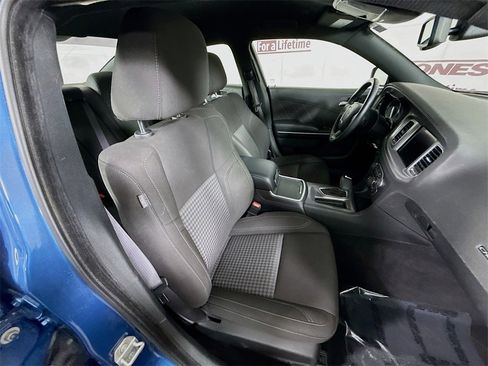 Used 2023 Dodge Charger SXT image 29