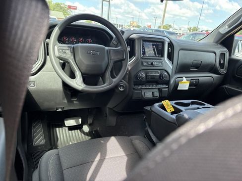 New 2025 Chevrolet Silverado 1500 Custom Trail Boss w/ Dark Appearance Package image 17