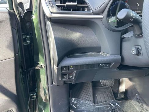 New 2026 Toyota Sienna Limited image 32