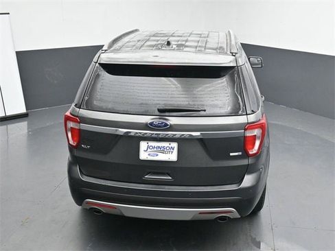 Used 2016 Ford Explorer XLT w/ Equipment Group 202A image 28