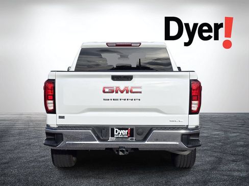 Certified 2025 GMC Sierra 1500 SLE RWD image 5