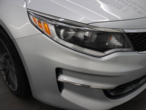 Used 2017 Kia Optima LX FWD image 20